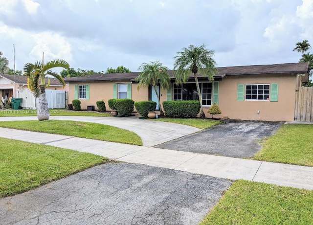 Property at 7431 SW 135th Ave, Miami, FL 33183, 3 beds, 2 baths