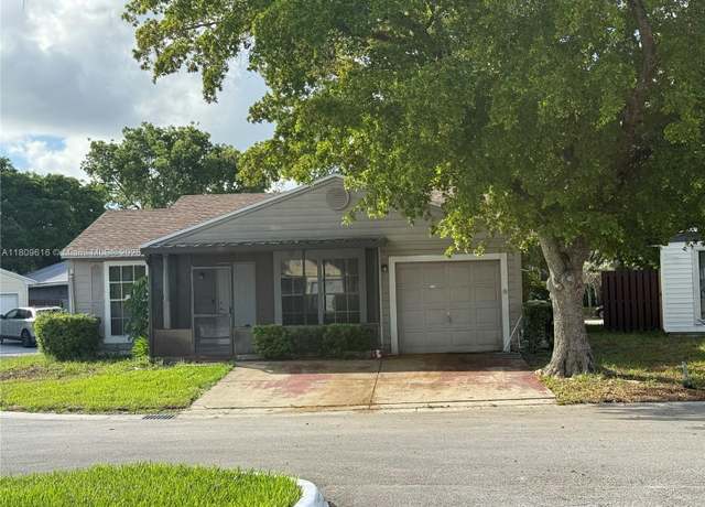 Property at 1792 SW 84th Ave, Miramar, FL 33025, 3 beds, 2 baths