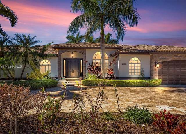Property at 19880 SW 134th Ave, Miami, FL 33177, 5 beds, 3.5 baths