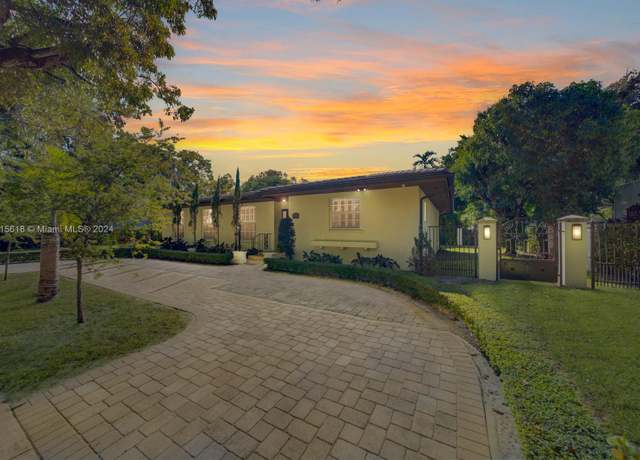 Property at 800 Valencia Ave, Coral Gables, FL 33134, 2 beds, 2 baths