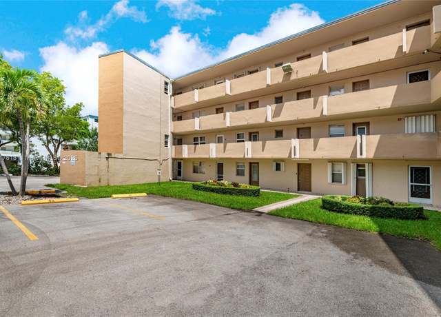 Property at 1401 NE 191st St Unit D101, Miami, FL 33179, 2 beds, 2 baths