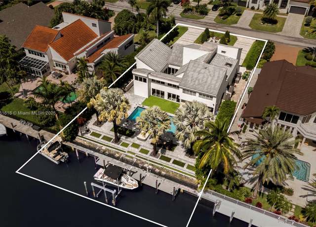Property at 449 Holiday Dr, Hallandale Beach, FL 33009, 5 beds, 5.5 baths