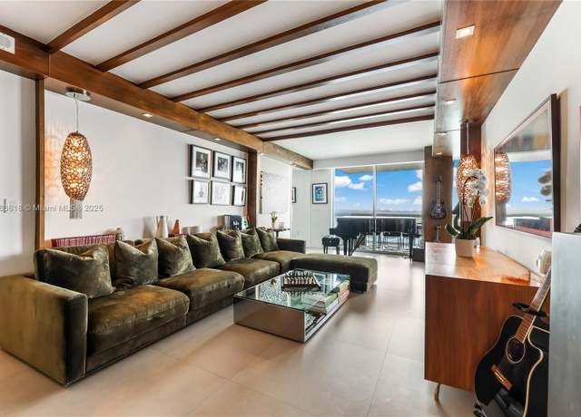 Property at 10 Venetian Way #1503, Miami Beach, FL 33139, 2 beds, 2 baths