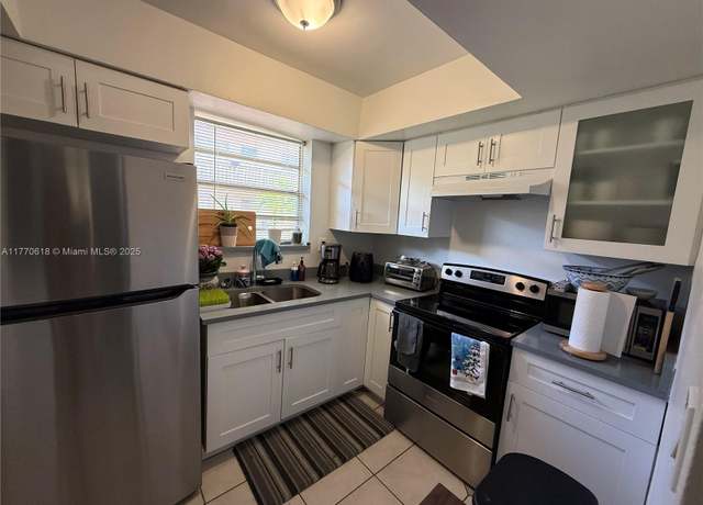 Property at 1350 NE 119th St #135003, Miami, FL 33161, 1 bed, 1 bath