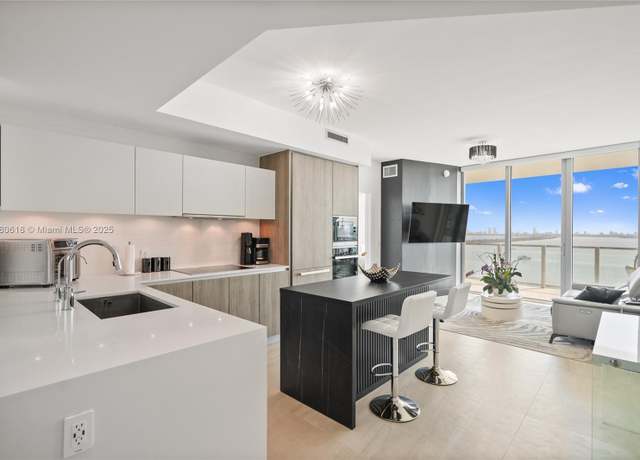 Property at 2900 NE 7th Ave #1905, Miami, FL 33137, 2 beds, 3 baths