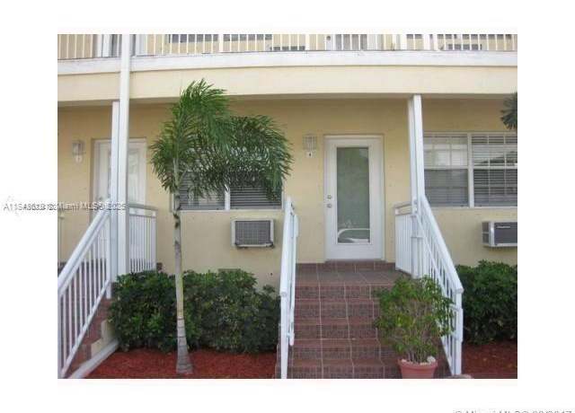Property at 330 74th St #13, Miami Beach, FL 33141, 1 bath