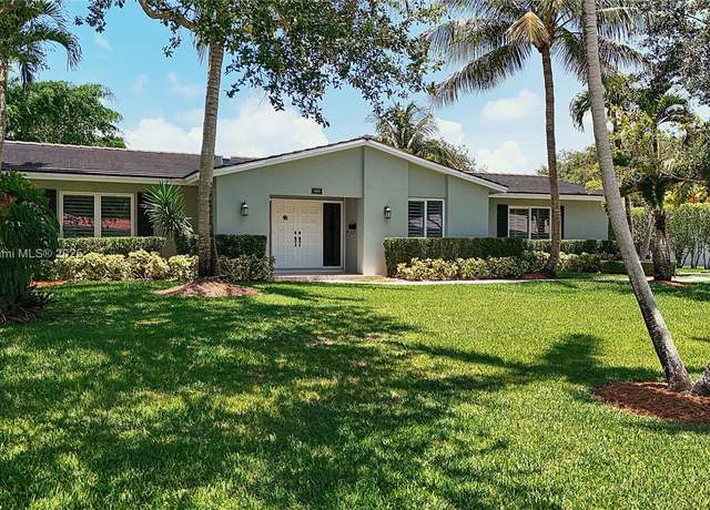 Property at 16424 SW 75th Ave, Palmetto Bay, FL 33157, 4 beds, 3 baths
