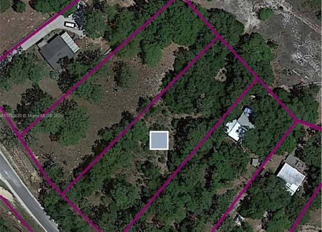 Property at 5776 Silver Sands Cir, FL 32656