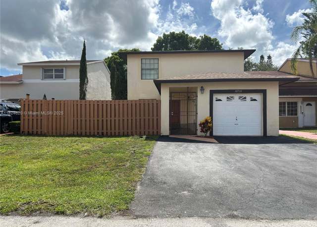 Property at 10718 SW 148th Ct, Miami, FL 33196, 3 beds, 3 baths