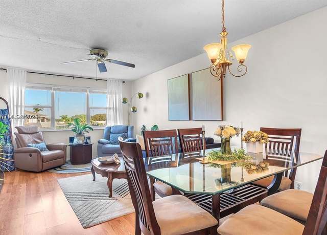 Property at 2223 Park Ln #207, Hollywood, FL 33021, 1 bed, 1 bath