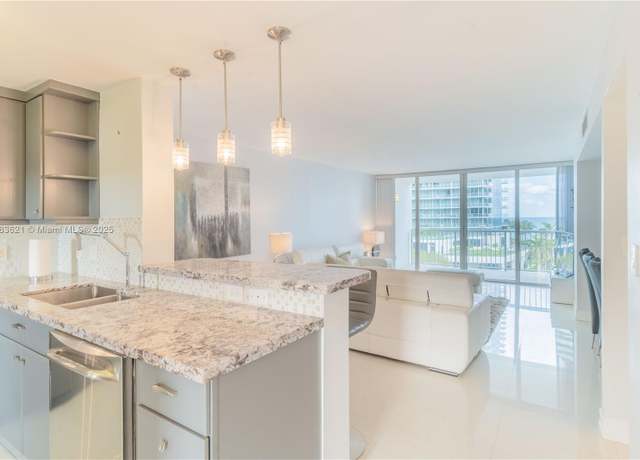 Property at 2200 NE 33rd Ave Unit 7J, Fort Lauderdale, FL 33305, 2 beds, 2 baths