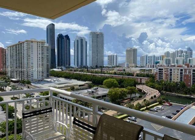 Property at 251 174th St #1112, Sunny Isles Beach, FL 33160, 2 beds, 2 baths