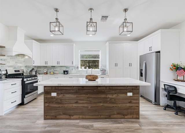 Property at 2511 Christopher Ln, Other City - In The State Of Florida, FL 33440, 4 beds, 2 baths