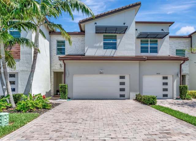 Property at 8963 Kingsmoor Way, Lake Worth, FL 33467, 3 beds, 2.5 baths