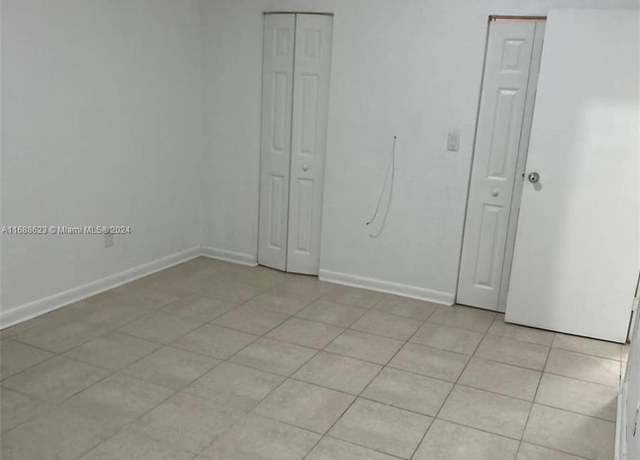 Property at 9030 SW 159th Ter Unit D, Palmetto Bay, FL 33157, 2 beds, 1.5 baths
