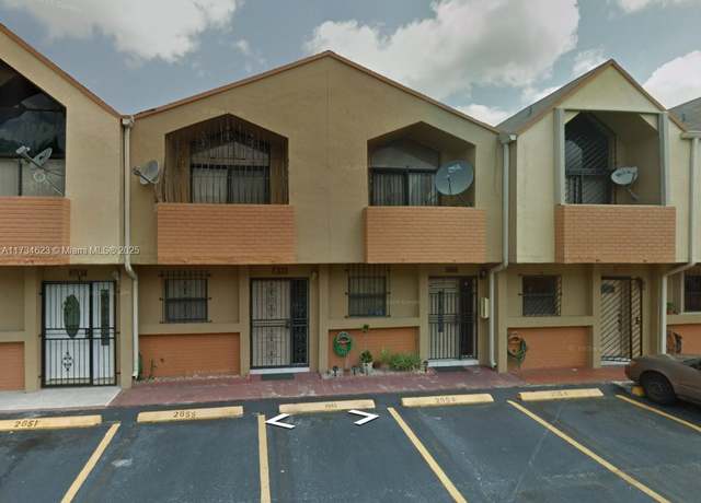 Property at 2653 W 52nd Pl #104, Hialeah, FL 33016, 2 beds, 1.5 baths