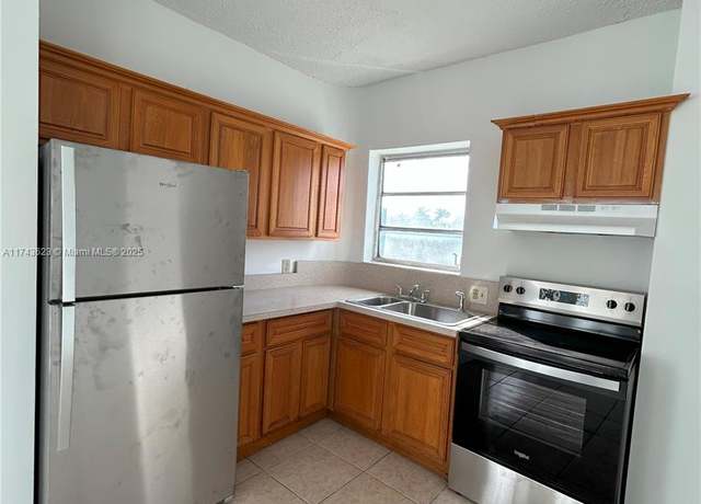 Property at 20690 NW 15th Ave Unit C143, Miami Gardens, FL 33169, 1 bed, 1 bath