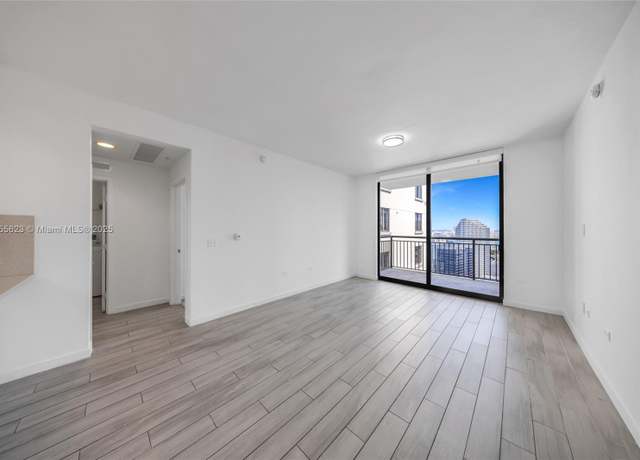 Property at 999 SW 1st Ave #3111, Miami, FL 33130, 2 beds, 2 baths