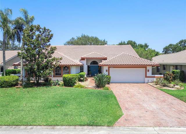 Property at 5425 NW 86th Ter, Coral Springs, FL 33067, 4 beds, 3 baths