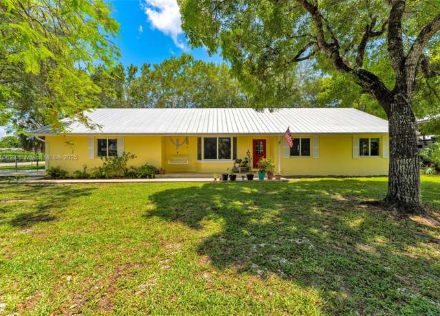 Property at 21140 SW 179th Ave, Miami, FL 33187, 3 beds, 2 baths