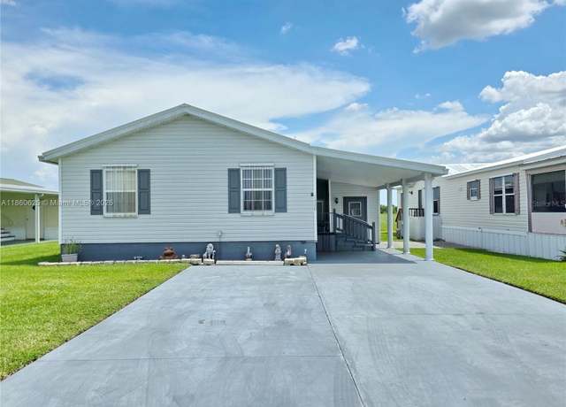 Property at 1330 SW 44th Blvd, Okeechobee, FL 34974, 3 beds, 2.5 baths