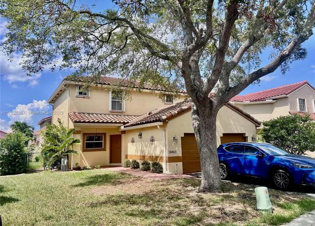 Property at 18463 NW 20th St, Pembroke Pines, FL 33029, 3 beds, 2.5 baths