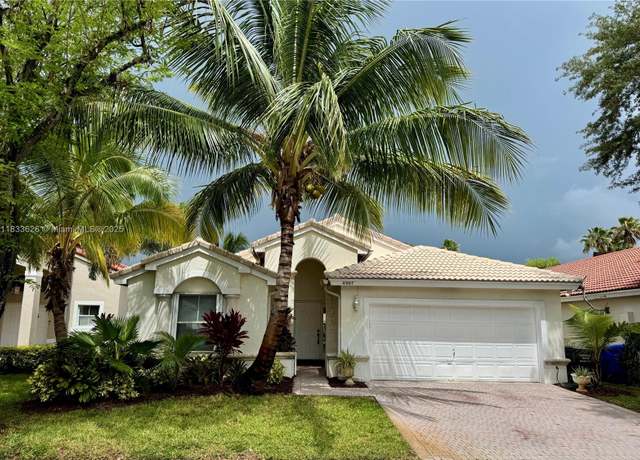 Property at 4907 SW 32nd Way, Hollywood, FL 33312, 3 beds, 2 baths