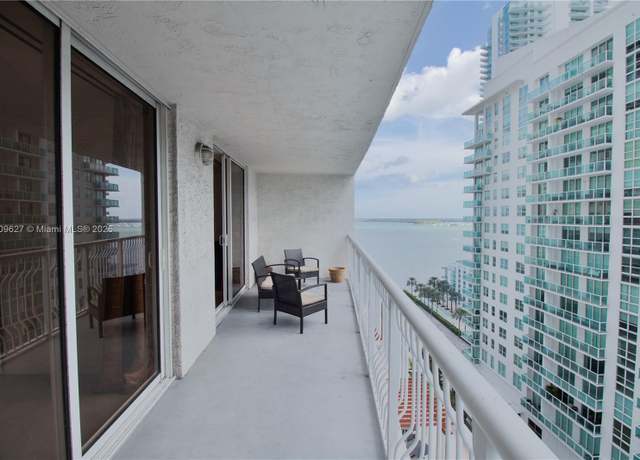 Property at 1200 Brickell Bay Dr #1919, Miami, FL 33131, 1 bed, 1 bath