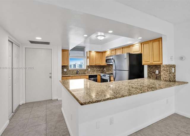 Property at 3100 NE 49th St #1009, Fort Lauderdale, FL 33308, 2 beds, 2 baths