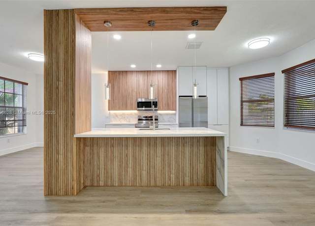 Property at 16276 SW 29th St, Miramar, FL 33027, 4 beds, 2.5 baths