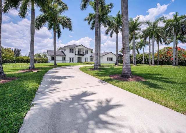 Property at 5121 SW 210th Ter, Southwest Ranches, FL 33332, 5 beds, 4 baths