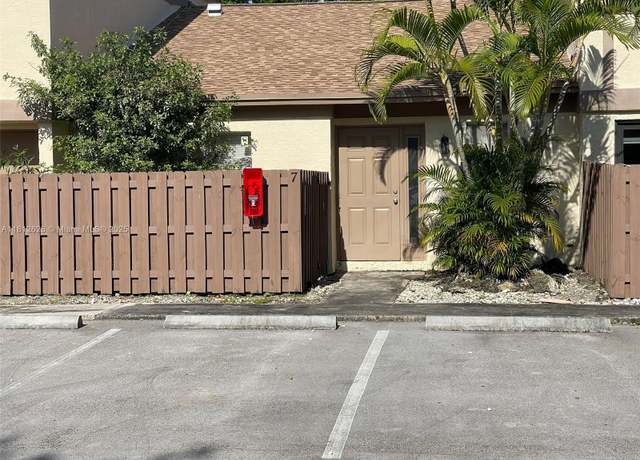 Property at 3050 NW 106th Ave #7, Sunrise, FL 33322, 2 beds, 1.5 baths