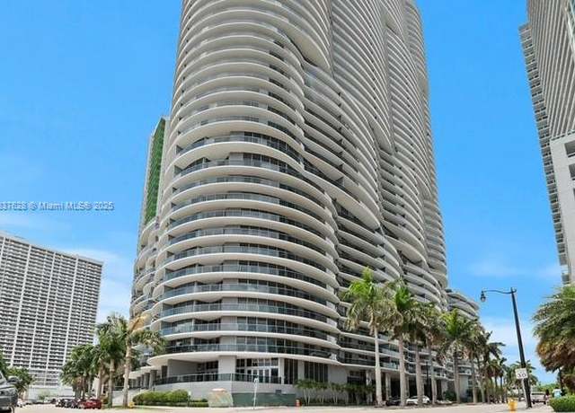 Property at 488 NE 18th St #715, Miami, FL 33132, 3 beds, 4 baths