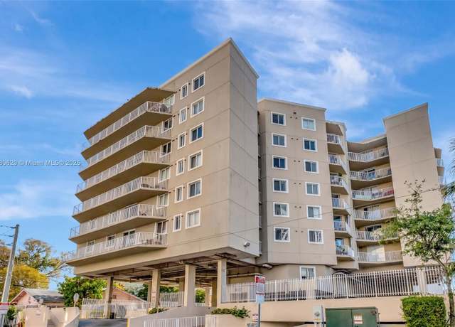 Property at 102 SW 6th Ave #204, Miami, FL 33130, 2 beds, 2 baths