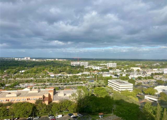 Property at 2750 NE 183rd St #2308, Aventura, FL 33160, 2 beds, 2 baths