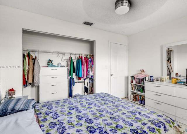 Property at 8851 NW 119th St #4303, Hialeah Gardens, FL 33018, 3 beds, 2 baths