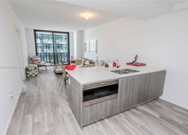 Property at 801 S Miami Ave #3108, Miami, FL 33130, 1 bed, 2 baths