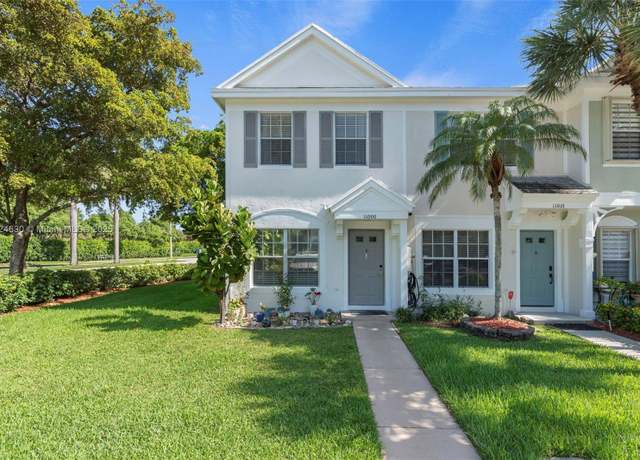 Property at 11000 Sand Piper Ct, Tamarac, FL 33321, 2 beds, 1.5 baths