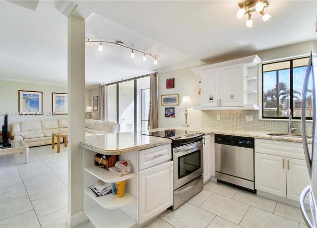 Property at 1605 S Us Highway 1 Unit M1 106, Jupiter, FL 33477, 1 bed, 1.5 baths