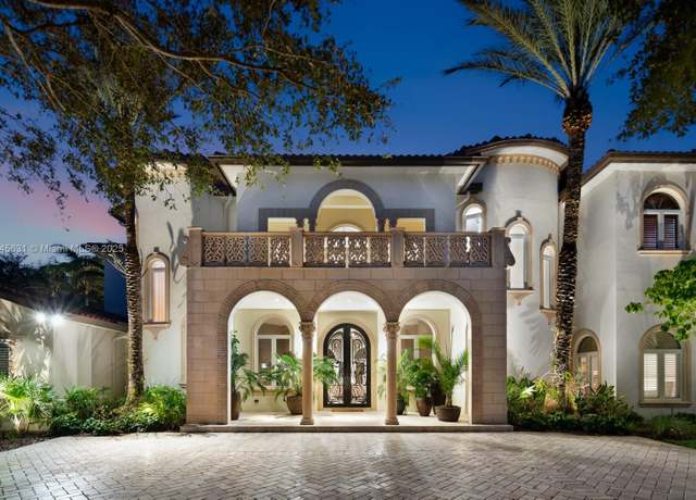 Property at 8565 SW 116th St, Miami, FL 33156, 6 beds, 7.5 baths