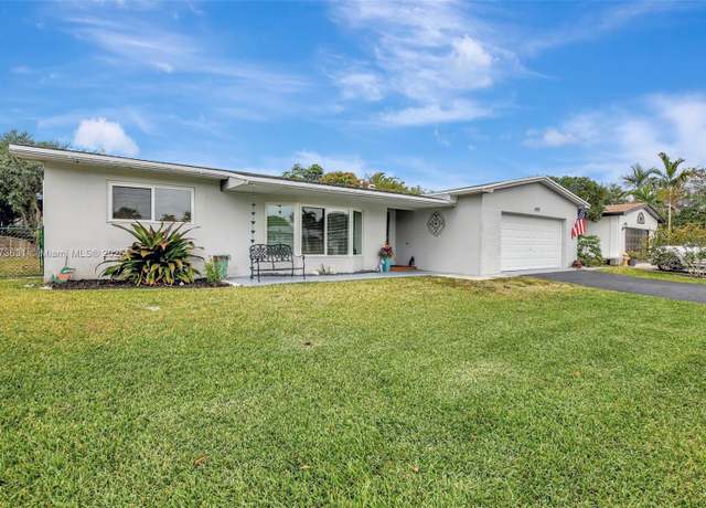 Property at 9460 NW 3rd St, Pembroke Pines, FL 33024, 3 beds, 2 baths