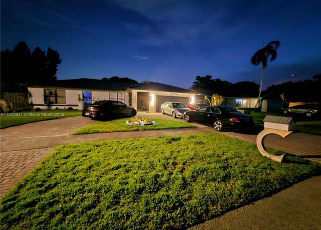 Property at Undisclosed address, Davie, FL 33325, 4 beds, 3.5 baths
