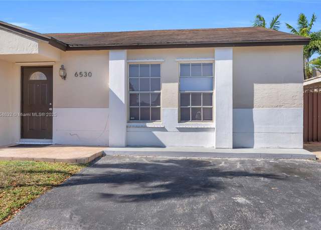 Property at 6530 NW 197th Ln, Hialeah, FL 33015, 3 beds, 2 baths