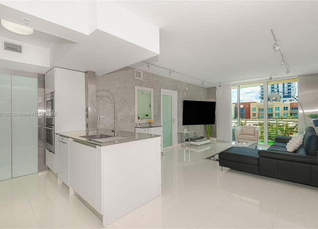 Property at 2000 N Bayshore Dr #617, Miami, FL 33137, 2 beds, 2 baths