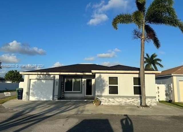 Property at 29975 SW 158th Pl, Homestead, FL 33033, 4 beds, 2 baths