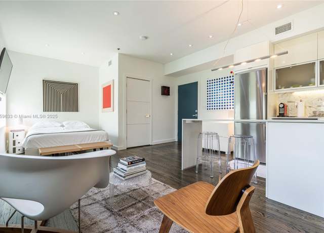 Property at Undisclosed address, Miami Beach, FL 33139, 1 bath