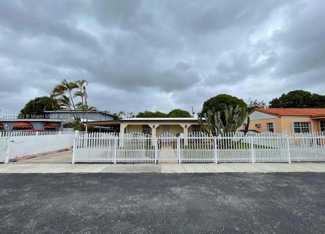 Property at 261 E 37th St, Hialeah, FL 33013, 4 beds, 2 baths