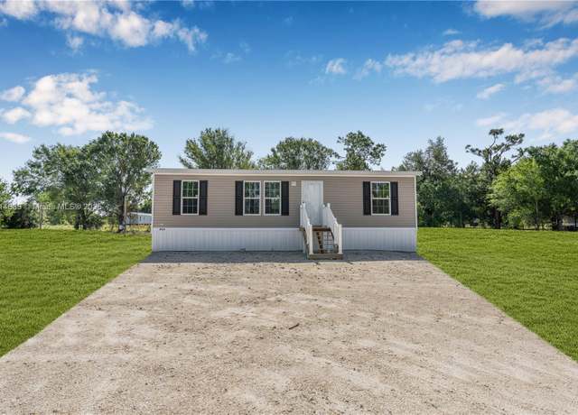 Property at 8426 Sweden Blvd, Port Charlotte, FL 33982, 3 beds, 2 baths