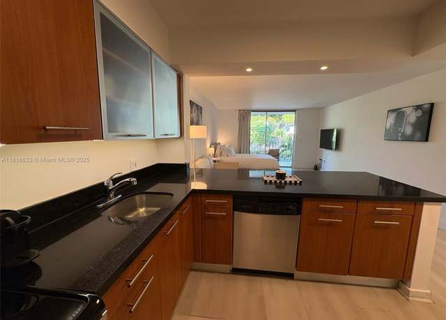 Property at 700 NE 63rd St Unit D201, Miami, FL 33138, 1 bath