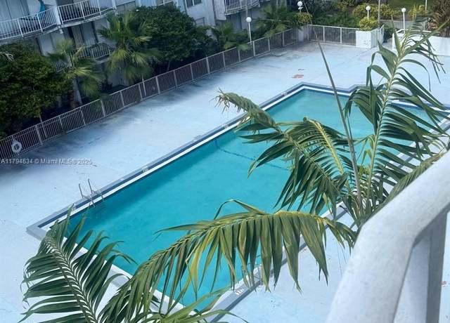 Property at 488 NW 165th St Rd Unit B-512, Miami, FL 33169, 3 beds, 2 baths